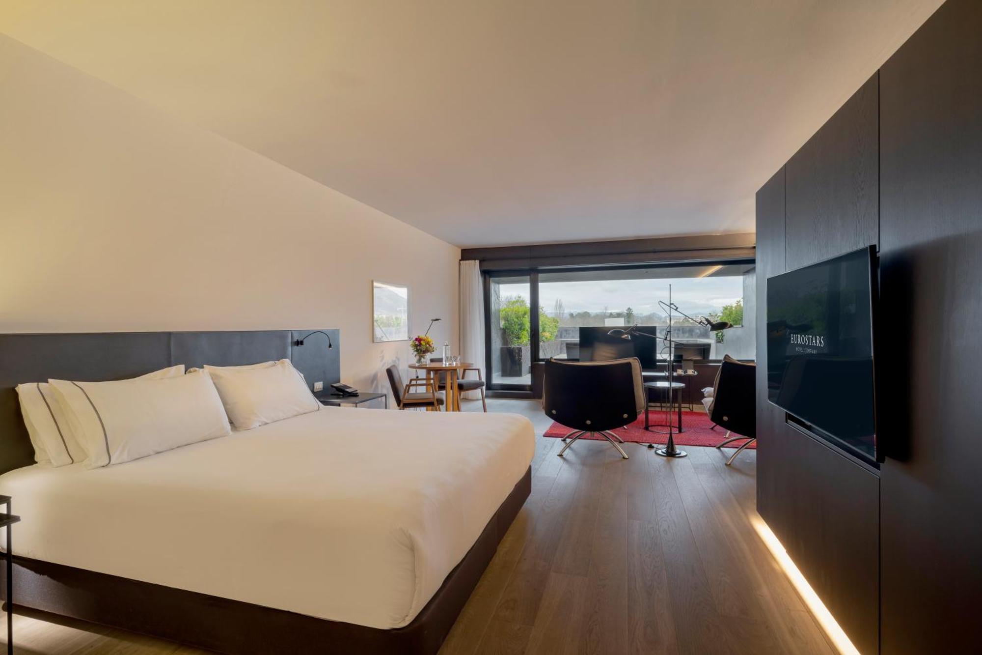 Hotel Eurostars Pamplona Exterior foto